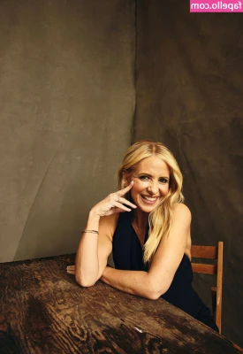 Sarah Michelle Gellar [ sarah-michelle-gellar ] - Doctor Nyx Nicely will see you now 💉