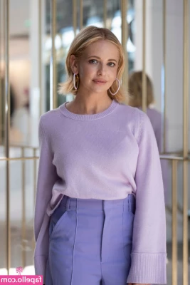 Sarah Michelle Gellar [ sarah-michelle-gellar ] - Who wants to sit on my North Pole 💈😈 DM me Let's chat 💬