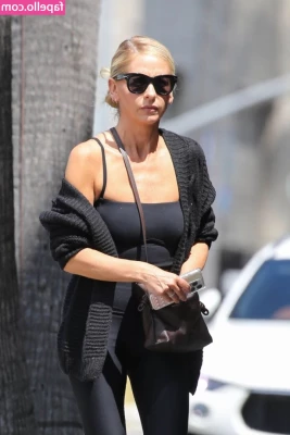 Sarah Michelle Gellar [ sarah-michelle-gellar ] - OnlyFans announced on Wednesday that it is suspending its plan to ban