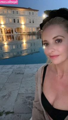 Sarah Michelle Gellar [ sarah-michelle-gellar ] - We are back loves