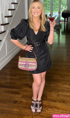 Sarah Michelle Gellar [ sarah-michelle-gellar ] - I get so fucking creamy in this.. Watch me finger then fuck myself