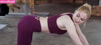 Sophie Turner [ sophie-turner-1 ] - I been achy the last few days but that'll change soon!! ☺️