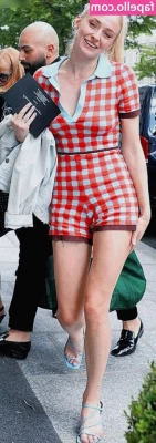 Sophie Turner [ sophie-turner-1 ] - Surprise in the hallway  skirt  bigtits  nipples  bigass  thickthighs