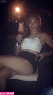 Sophie Turner [ sophie-turner-1 ] - My beautiful loves   let s finish the week with this spectacular and