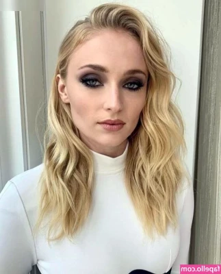 Sophie Turner [ sophie-turner-1 ] - get on top and show me who s the man