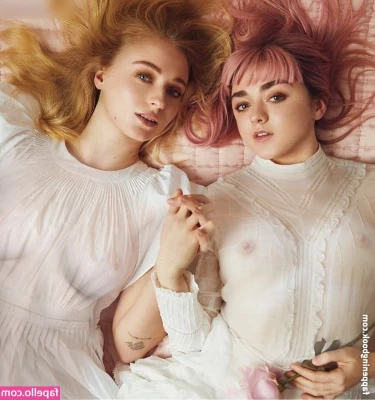 Sophie Turner [ sophie-turner-1 ] - Just some of my cooking