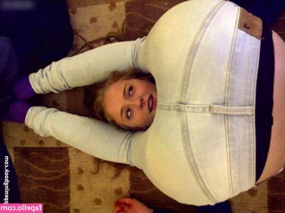 Sophie Turner [ sophie-turner-1 ] - Enjoy a full length movie of me and the home drip
