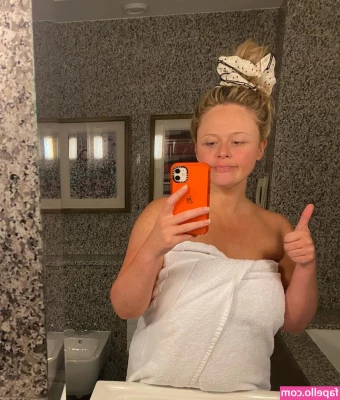 Emily Atack [ emily-atack ] - I feel so free when I’m nude in nature 🥰