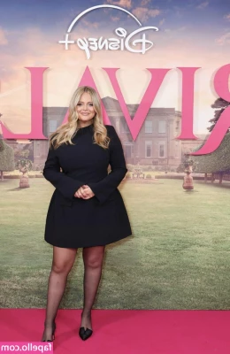 Emily Atack [ emily-atack ] - Last night s live stream  Let me know what you think  and if you want