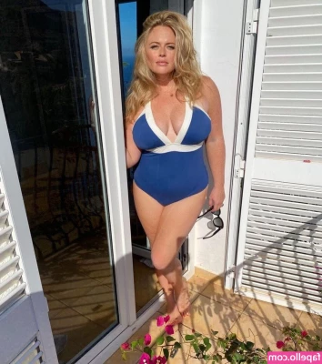 Emily Atack [ emily-atack ] - Come and explore me, get to know me, see how I taste 😉