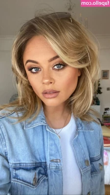 Emily Atack [ emily-atack ] - Throwback shaven pussy