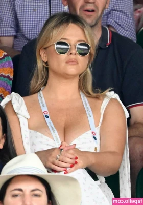 Emily Atack [ emily-atack ] - Join me in this entrancing edging experience 😘 sink further and