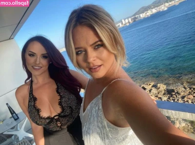 Emily Atack [ emily-atack ] - podolatria  podologo  pés  pé  podologia  podiatry