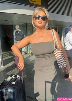 Emily Atack [ emily-atack ] - Did you see you get a free video just for entering? 😏