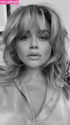 Emily Atack [ emily-atack ] - Good morning or afternoon lol 🙈
