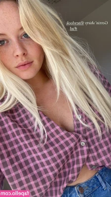 Emily Atack [ emily-atack ] - The bunny's full naked now ✨ Time to slow dance 😳 With Noohm