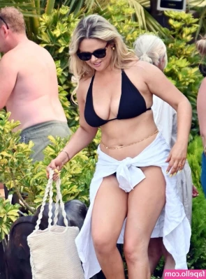 Emily Atack [ emily-atack ] - Cute little brunette @hottiedana with sweet tits 🍈😋🤤 Let her