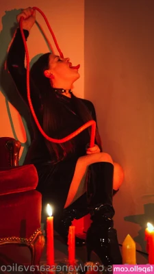 vanessaravalico - After training at the gym the slave was ready and prepared to wipe
