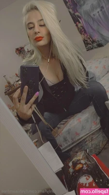 princessdarkness666free - HORNY SLUT BUNDLE 😈 watch me get all oiled up and wet having to