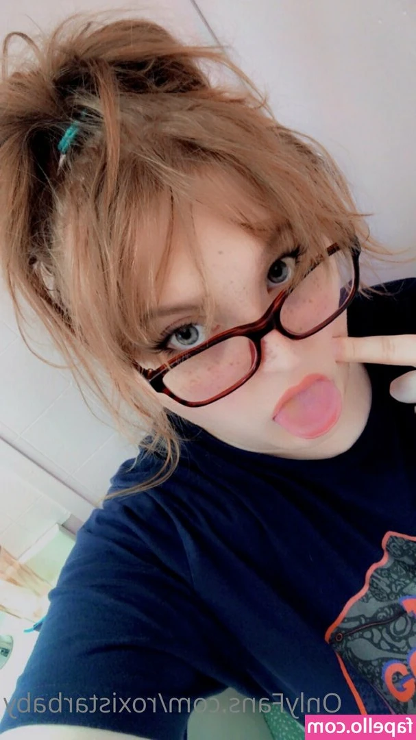 roxistarbaby - Cum and play switch with me