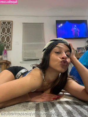 pleasemedusa - If ya wanna we can get wild together? 😈