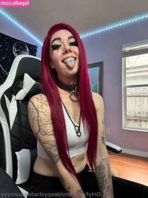 sleepyshadowbunnyyy - I'm back! Sorry I wasn't active I was out of town for a family