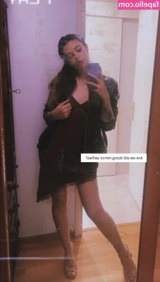 Nicole Maines [ nicole-maines ] - Laying in the bed.needing a full body massage 💆‍♀️
