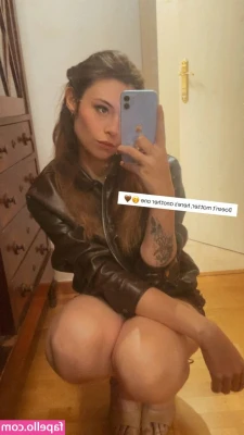 Nicole Maines [ nicole-maines ] - The weekends are meant to be wild