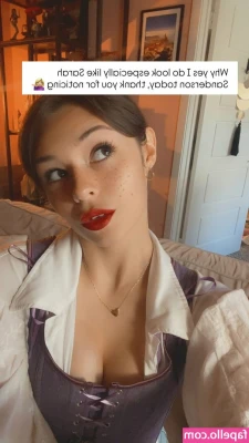 Nicole Maines [ nicole-maines ] - Heyy, Good morning 👋🏼