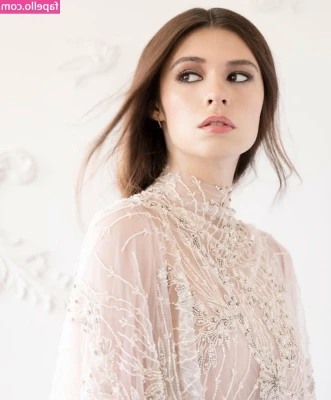Nicole Maines [ nicole-maines ] - do you need something else?👅