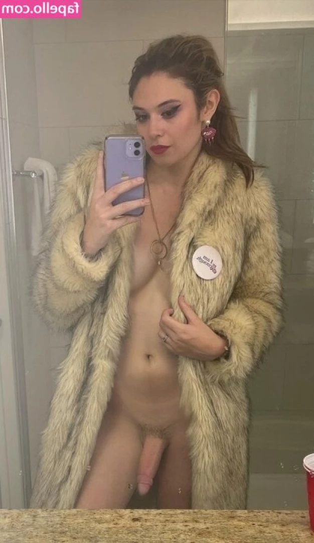 Nicole Maines [ nicole-maines ] - Happy New Year  Cheers to making 2022 a kinky and badass year