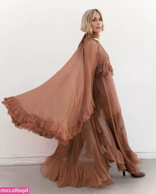 Julianne Hough [ julianne-hough ] - FREE subscription  ONLY NOW doll_lola  Want to have some fun  My