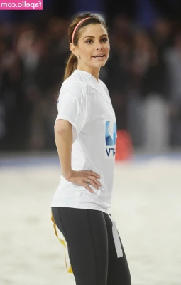 Maria Menounos [ maria-menounos ] - sweet 20 year old latin girl really wanting to have fun       