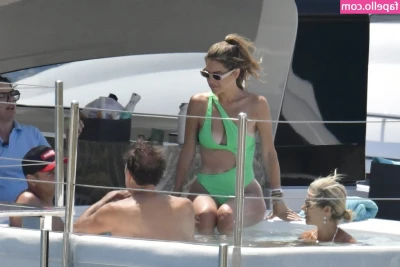 Maria Menounos [ maria-menounos ] - Baise rapide avant que tu partes travailler ? 💗 Quick fuck before