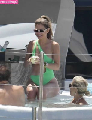 Maria Menounos [ maria-menounos ] - Woopsie   Excuse me