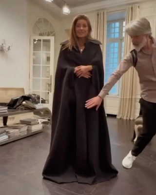 Maria Menounos [ maria-menounos ] - Can you suck these nipples