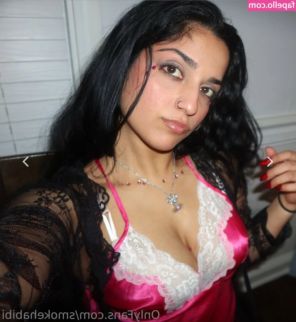 imsmokehijabi - Fat juicy ass  Eventually I ll be able to make more content where I m