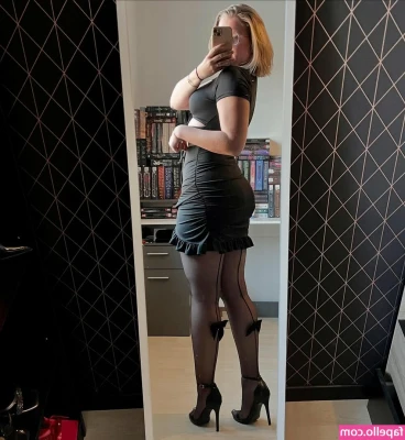 heels.girl.87 [ heels-girl-87 ] - Take a tour of my body 😜