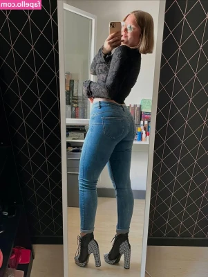 heels.girl.87 [ heels-girl-87 ] - Good morning ☀️ I got internet finally 🎉 I will be getting to