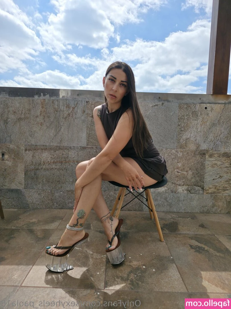 sexyheels_paola18 [ sexyheels-paola18 ] - Clip Preview Trailer for the F0rced Bi clip I uploaded last night.