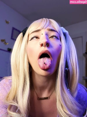 Calamityshere [ calamityshere-1 ] - Message me what your thinking 📩