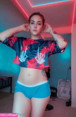 mrsbeatlejuice - It's late but hello~ I am getting a new phone so I can take MUCH