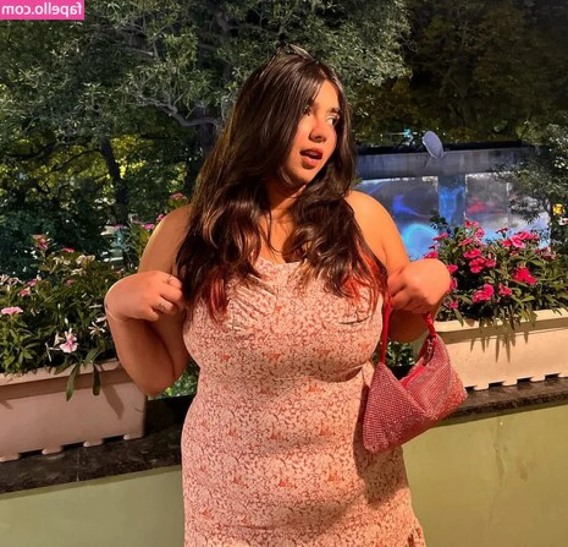 Kashish Mahajan [ kashish-mahajan ] - filmed a bunch of stuff today (including a few custom vids!!).. i was