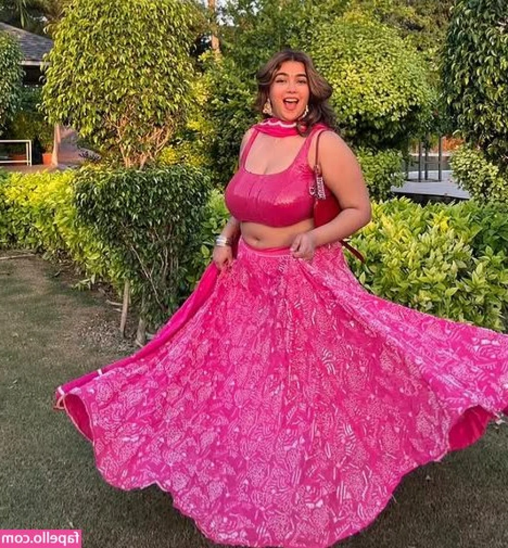 Kashish Mahajan [ kashish-mahajan ] - 😘😘 dors tu toi?