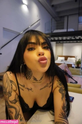 mayssecrets - I was so horny this morning that I couldn't get out of bed 😬