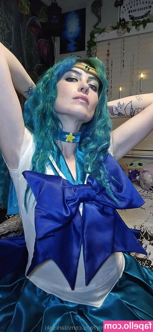 darksaki - Be my latex slave