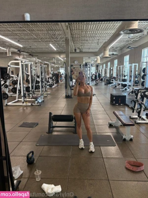 taylor_hayes [ taylor-hayes ] - You like a little comparison video with some lift and carry? Check