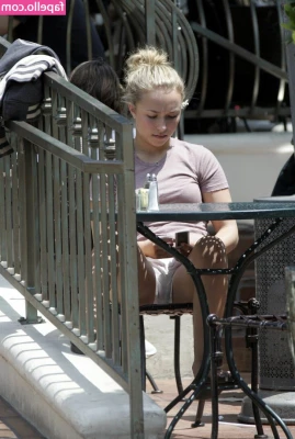 Hayden Panettiere [ hayden-panettiere ] - Brightening up your Monday 😻