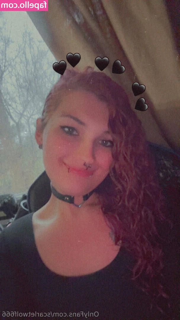 scarletwolf666 - You want to see me live for cam? no extra costs and play with me?
