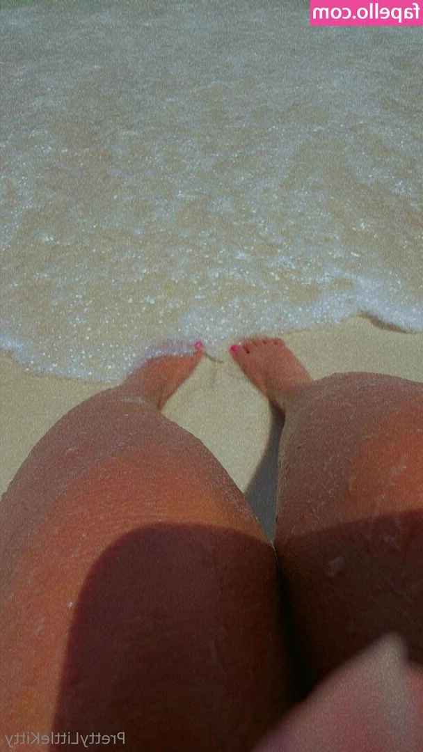 wet-spicy-mama - Let me give you a little tease loser 😏